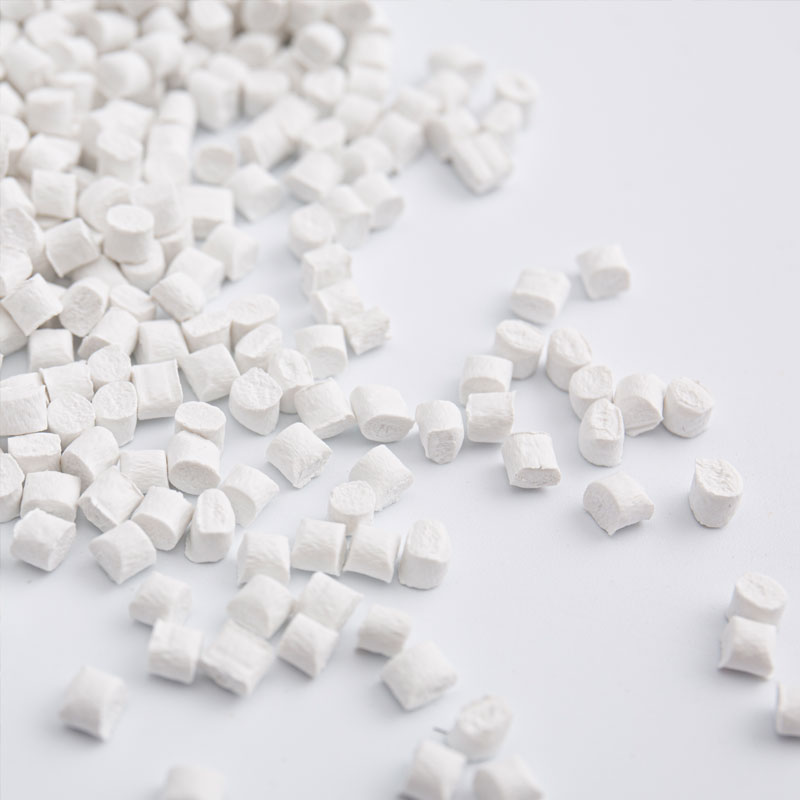 LS PP 9204NC TA-4 UL94 5VA nehořlavé polypropylenové (PP) granule