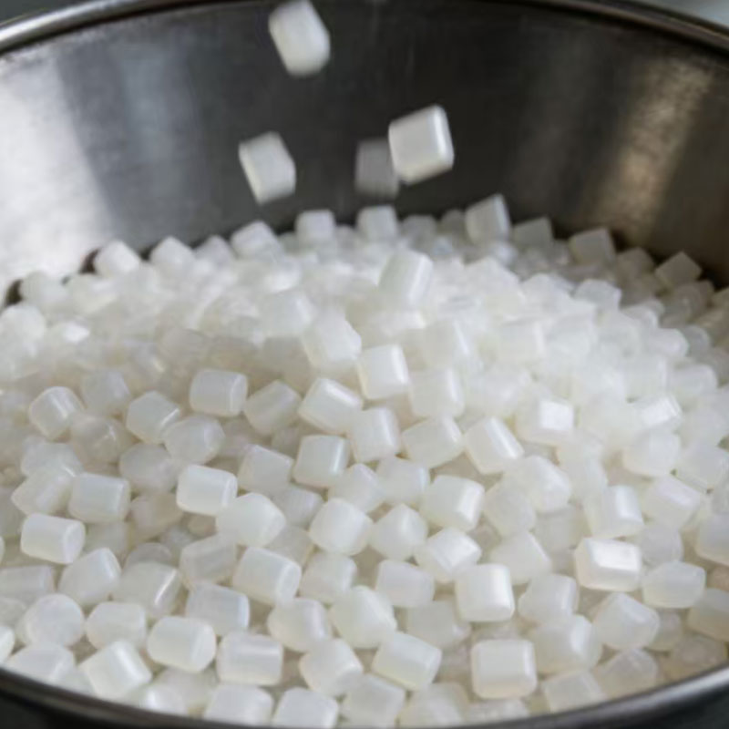 Plastové granule PA66, odolné proti chemikáliím, snadné tvarování